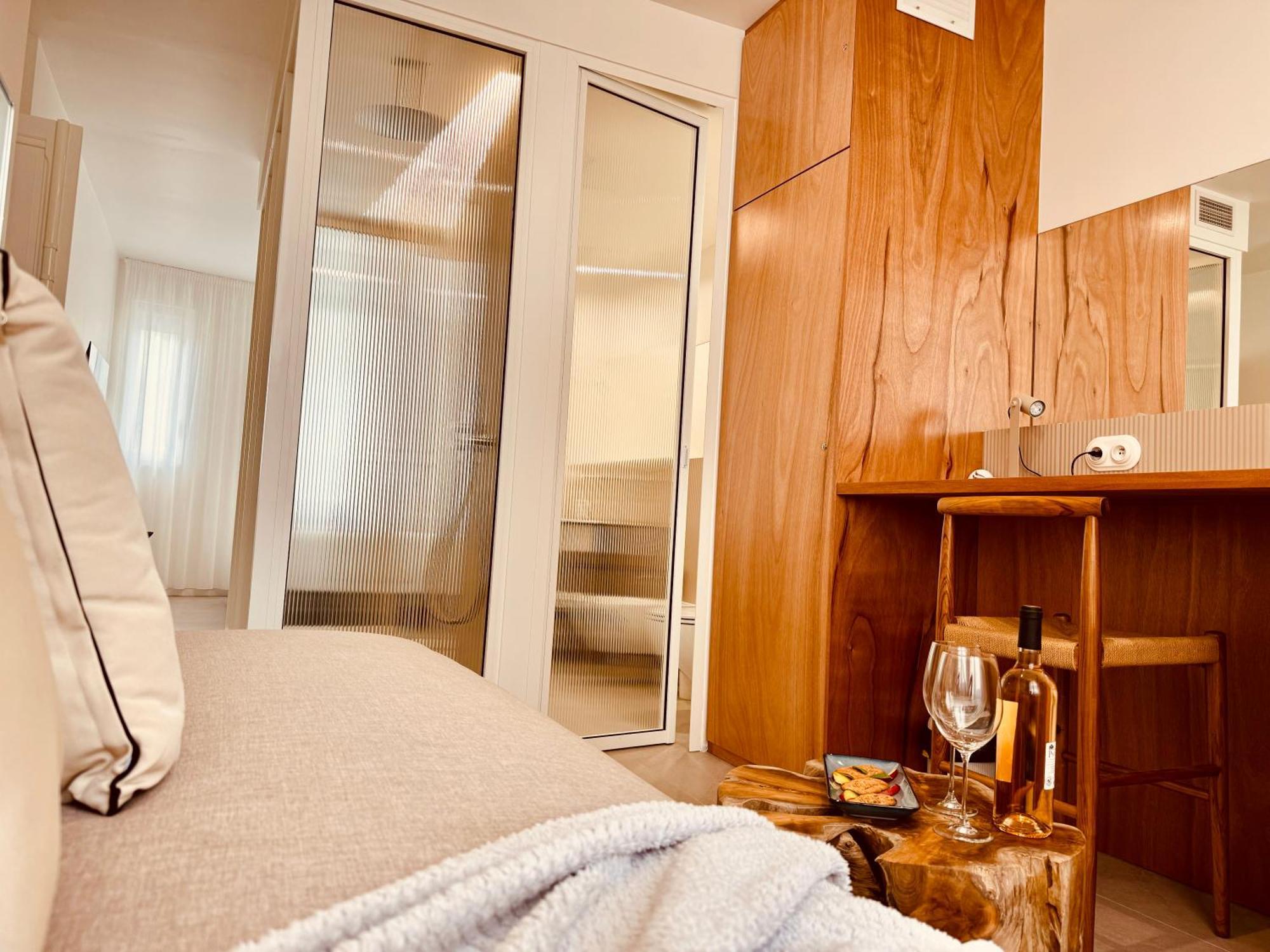 Maison Lyo Suite Luxe Cannes Esterno foto